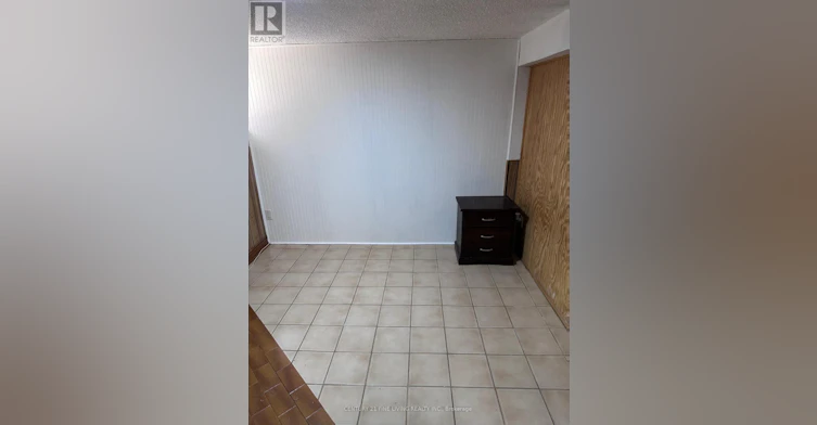 LOWER-400 Nairn Avenue, Toronto, ON, M6E 4J3 - 6
