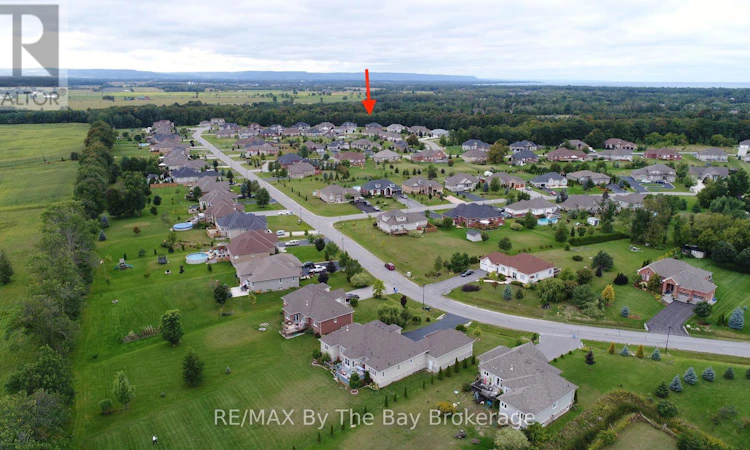 10 Basswood Drive