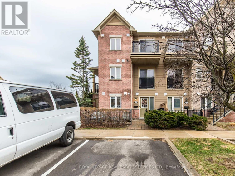 272-4975 Southampton Drive, Mississauga, ON, L5M 8C8 - 2