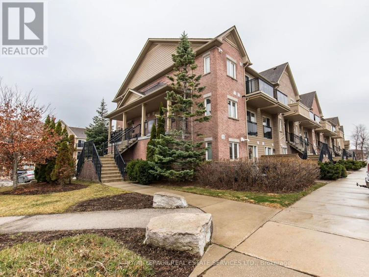 272-4975 Southampton Drive, Mississauga, ON, L5M 8C8