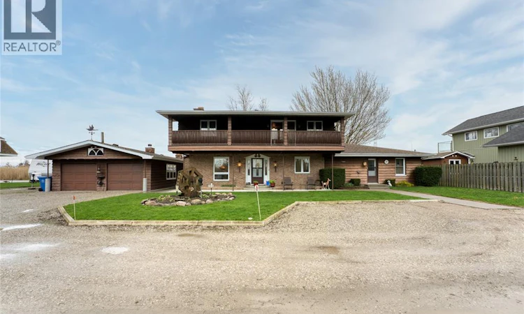 194 Riverside Road