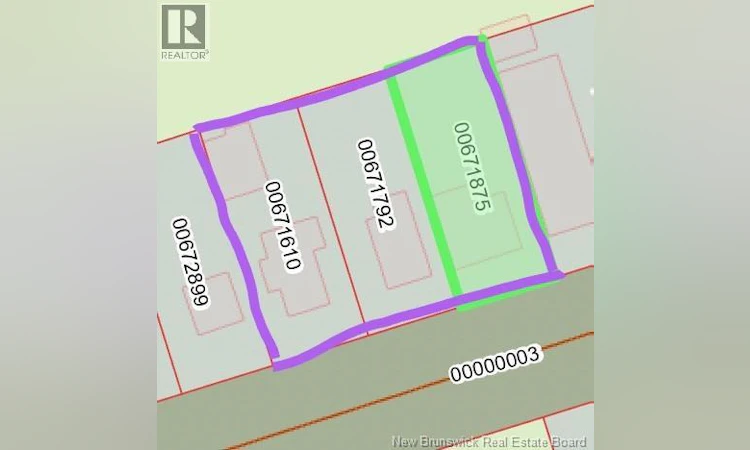 Lot Champlain Street