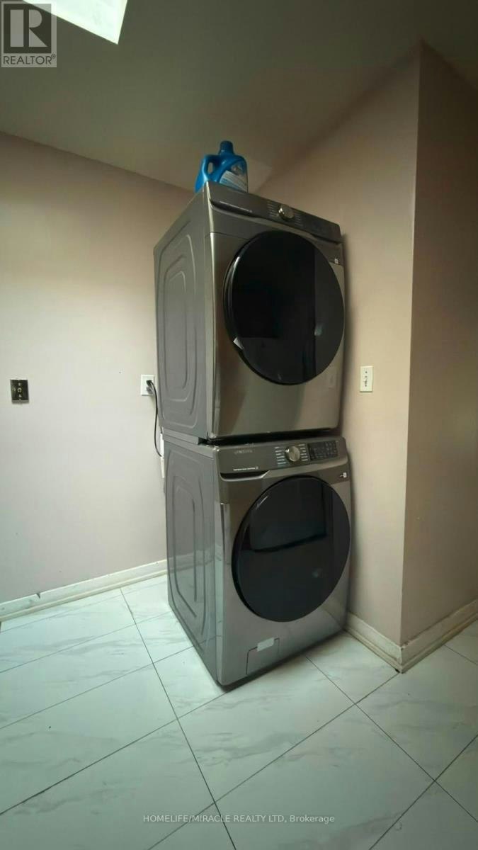 MAIN FLOOR-45 Martorino Drive, Toronto, ON, M1K 2J3 - 9