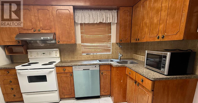 MAIN FLOOR-45 Martorino Drive, Toronto, ON, M1K 2J3 - 8