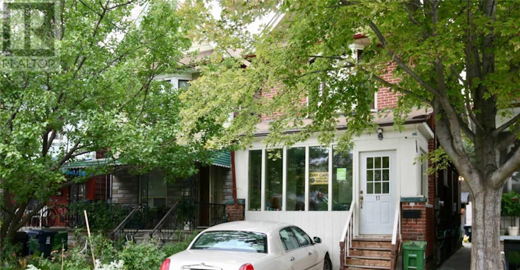 BSMT-11 Ferrier Avenue, Toronto, ON, M4K 1M8