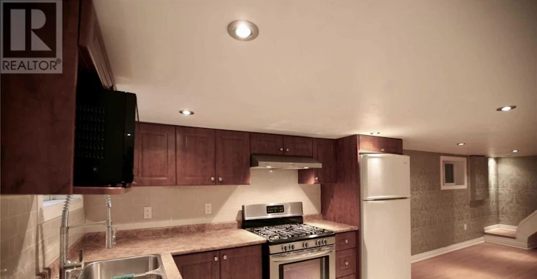 BSMT-11 Ferrier Avenue, Toronto, ON, M4K 1M8 - 4
