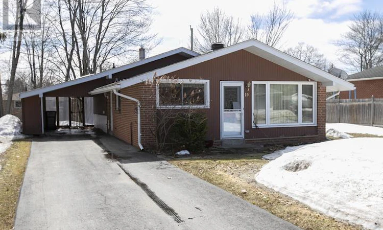 19 Passmore Road