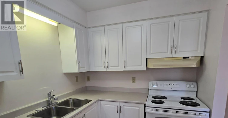 202-91 Alexandria Avenue, St. Thomas, ON, N5P 3M7 - 4