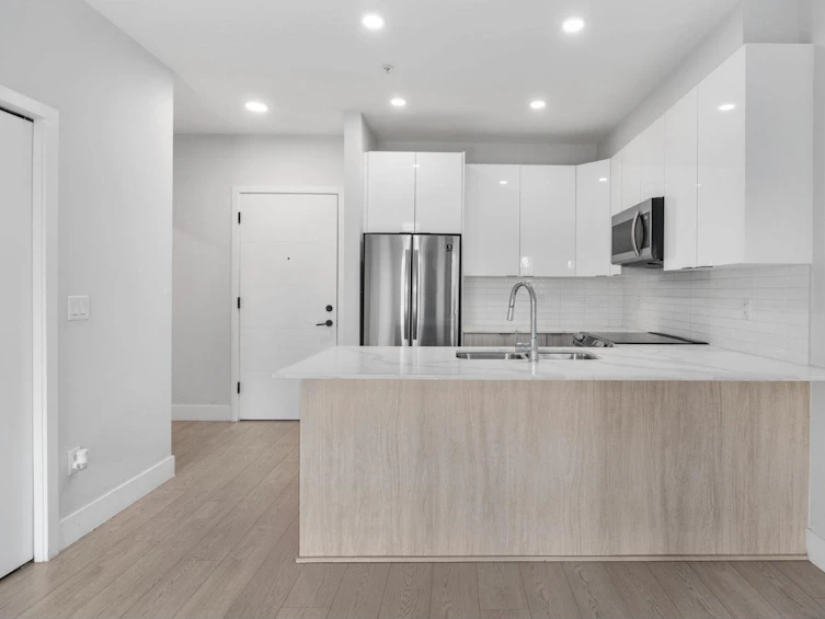 309-5486 199a Street, Langley, BC, V3A 0N6 - 5