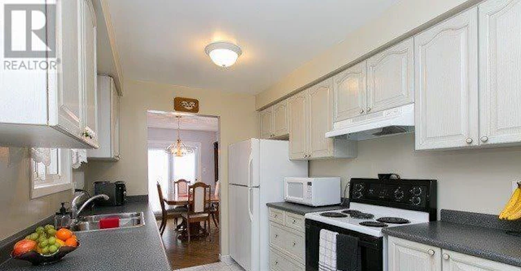107 Trothen Circle, Markham, ON, L3P 4H6 - 10