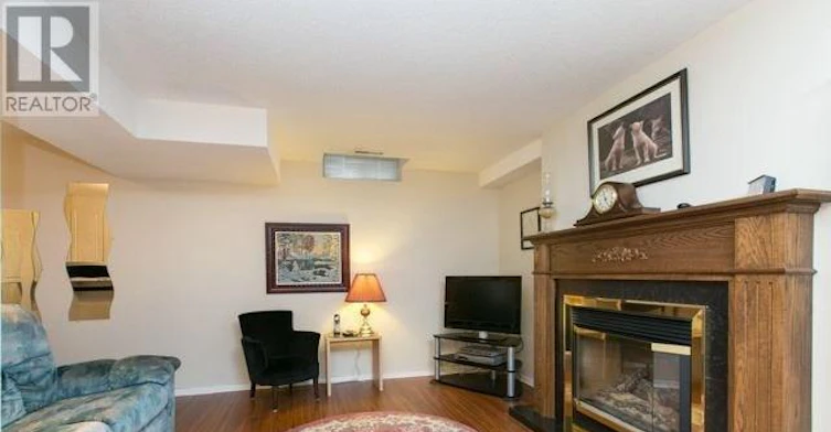 107 Trothen Circle, Markham, ON, L3P 4H6 - 3