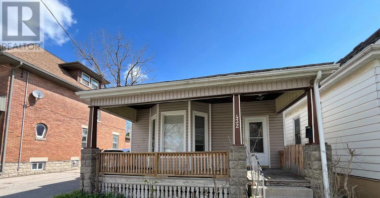 432 Charlotte Street, London, ON, N5W 4A4