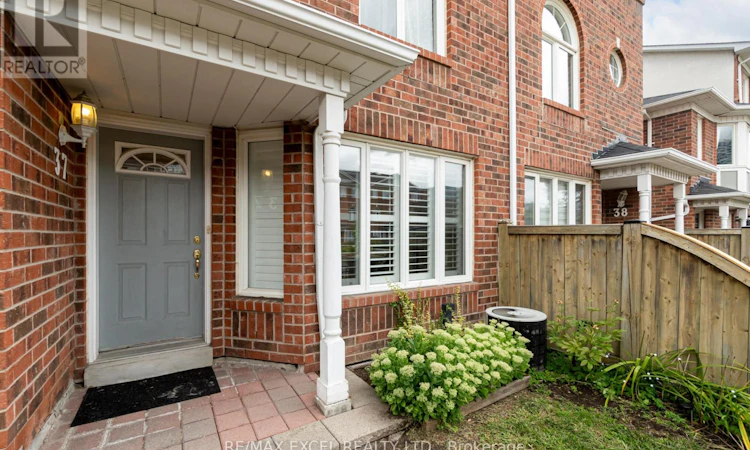 37-18 Clark Avenue W