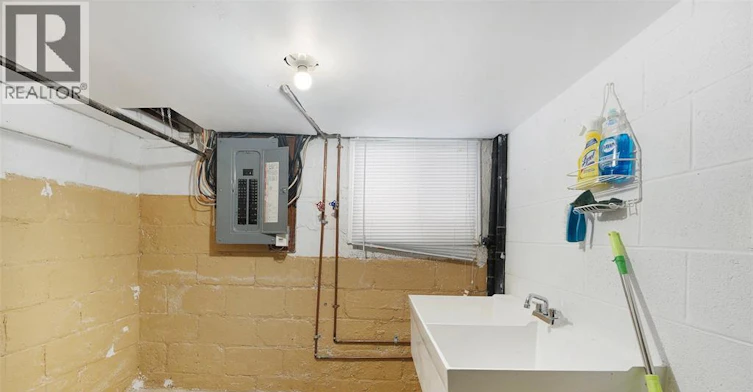 MAIN-907 Gladstone Avenue, Windsor, ON, N9A 2R5 - 19