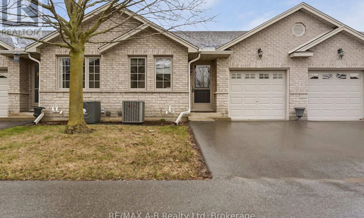 23-24 Griffiths Drive