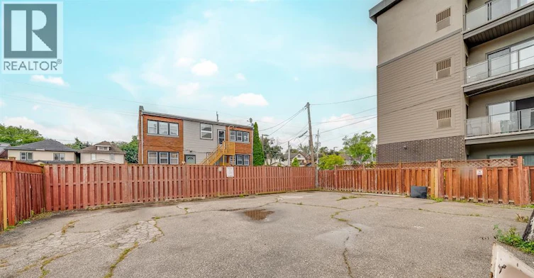 2-961 Ouellette Avenue, Windsor, ON, N9A 4J5 - 35
