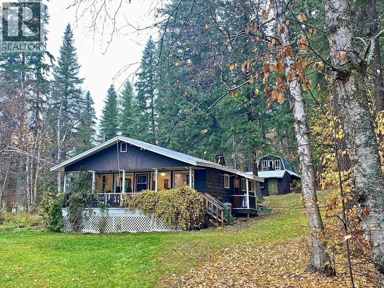541 24 Highway, Little Fort, BC, V0E 1C0