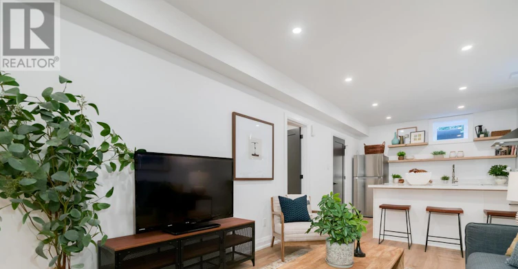 LOWER-47 Park Street, Toronto, ON, M1N 2N4 - 13