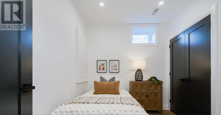 LOWER-47 Park Street, Toronto, ON, M1N 2N4 - 17
