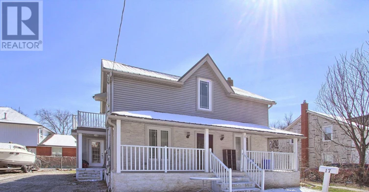 UPPER-17 Royal Street, Oshawa, ON, L1H 2T5 - 3