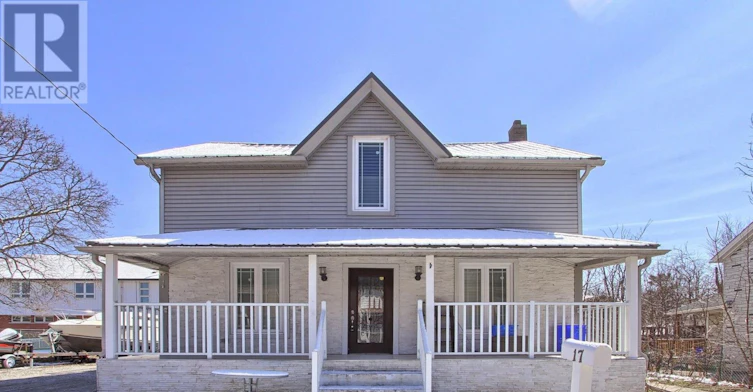 UPPER-17 Royal Street, Oshawa, ON, L1H 2T5
