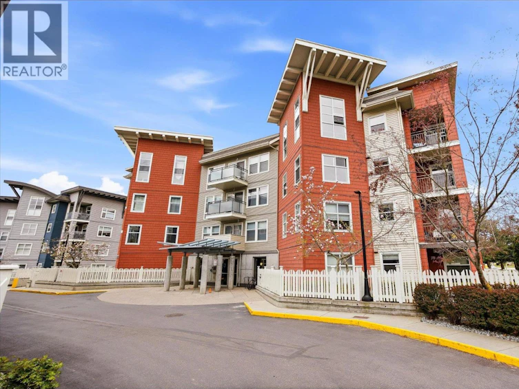 211-555 Yates Road, Kelowna, BC, V1V 2V2 - 2