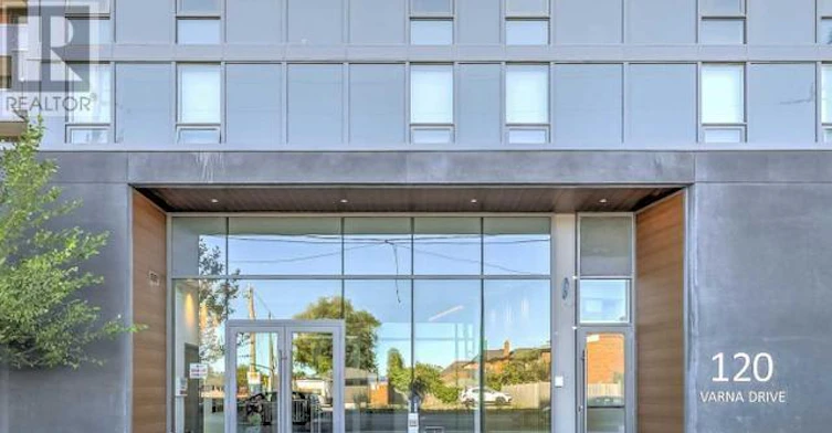 1521-120 Varna Drive, Toronto, ON, M6A 1N3 - 2
