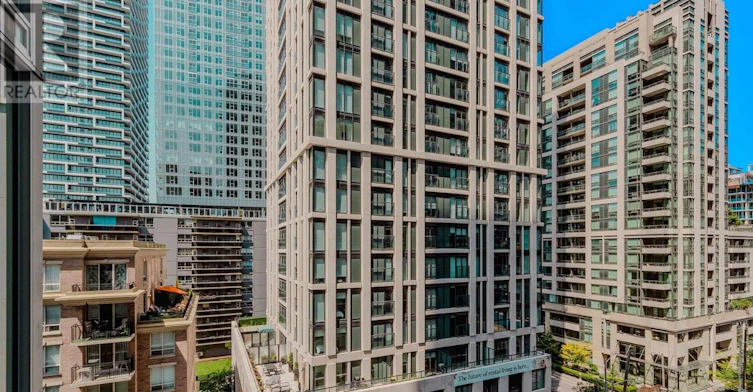 2410-195 Redpath Avenue, Toronto, ON, M4P 0E4