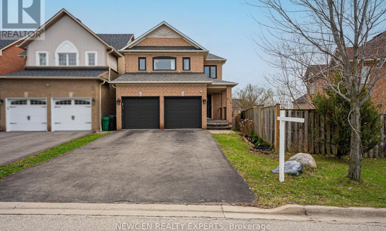 812 Knotty Pine Grove