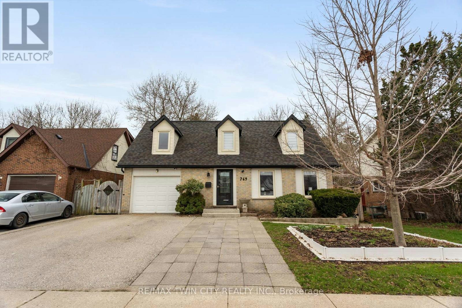 769 Scottsdale Drive, Guelph, ON, N1G 3N7