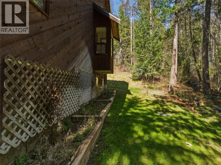 8257 Rogers Road, Vernon, BC, V1B 3M7 - 40