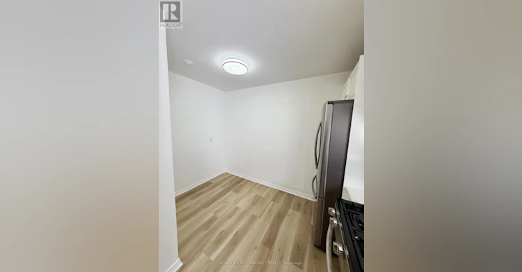 UPPER-17 Regatta Crescent, Toronto, ON, M2R 2X7 - 5