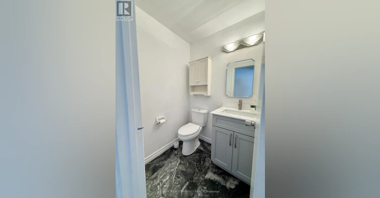 UPPER-17 Regatta Crescent, Toronto, ON, M2R 2X7 - 7