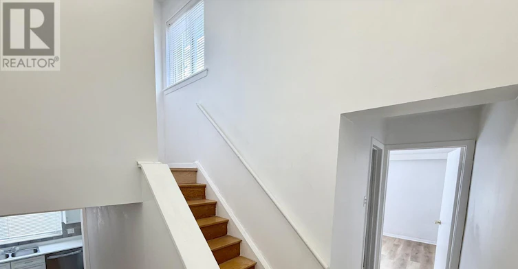 UPPER-17 Regatta Crescent, Toronto, ON, M2R 2X7 - 8