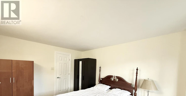 BACK-17 Regatta Crescent, Toronto, ON, M2R 2X7 - 6