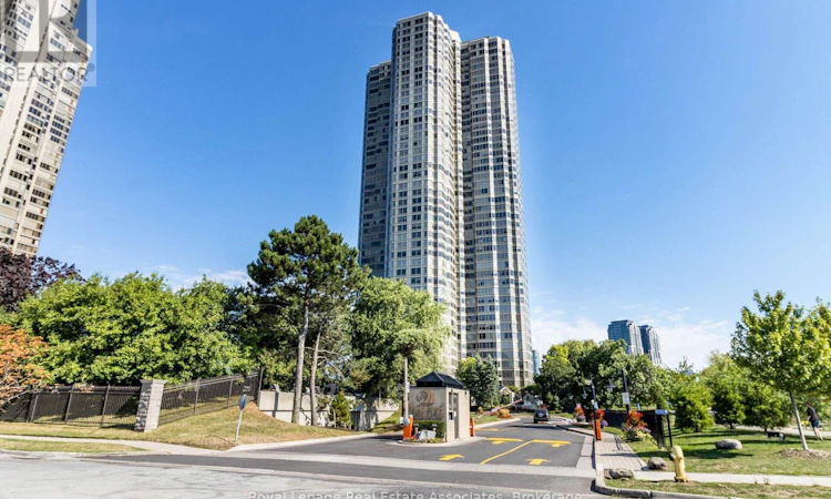 2407-1 Palace Pier Court