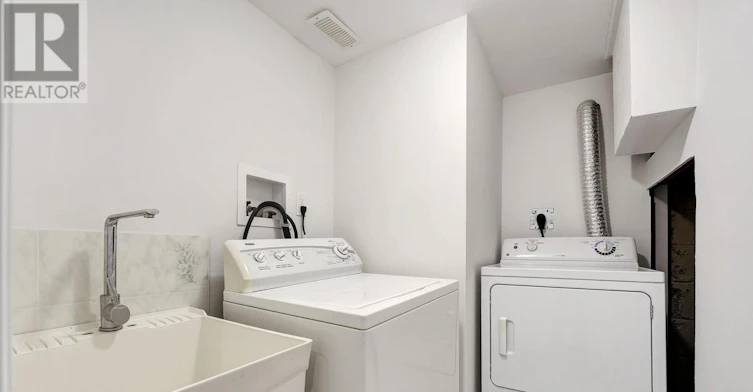 BASEMENT-268 Penn Avenue, Newmarket, ON, L3Y 2S6 - 15