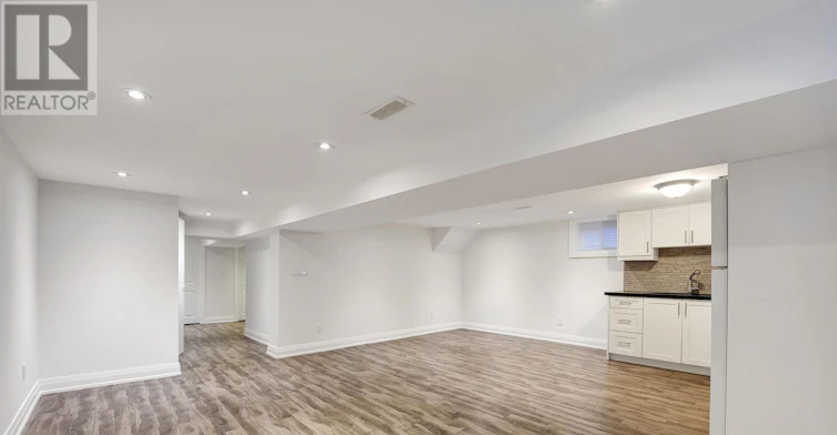 BASEMENT-268 Penn Avenue, Newmarket, ON, L3Y 2S6 - 6