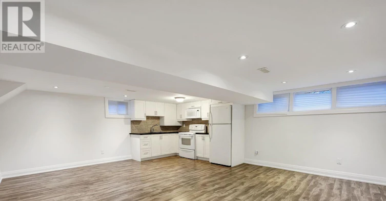 BASEMENT-268 Penn Avenue, Newmarket, ON, L3Y 2S6 - 3