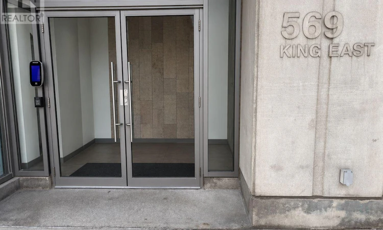 301-569 King Street E