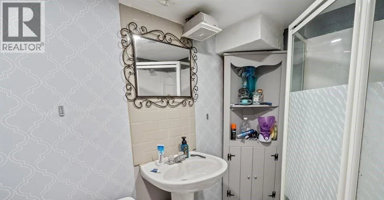 BASEMENT-3577 King, Windsor, ON, N9C 1P4 - 14