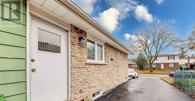 BSMT-38 Loradeen Crescent, Toronto, ON, M1B 1T8 - 3