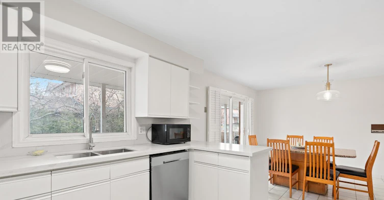 MAIN-61 Dundee Crescent, Markham, ON, L3R 8Y9 - 10