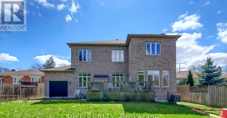 48 Transwell Avenue, Toronto, ON, M2R 2J8 - 49