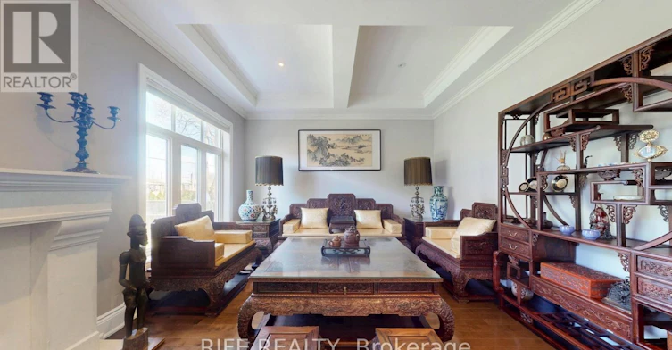 48 Transwell Avenue, Toronto, ON, M2R 2J8 - 3
