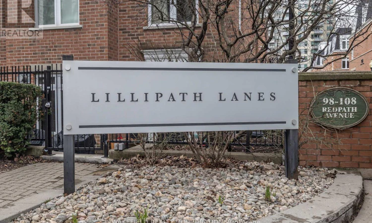 02-89 Lillian Street