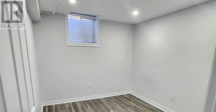 125 Hearne Cres Crescent, Ajax, ON, L1T 3R4 - 12