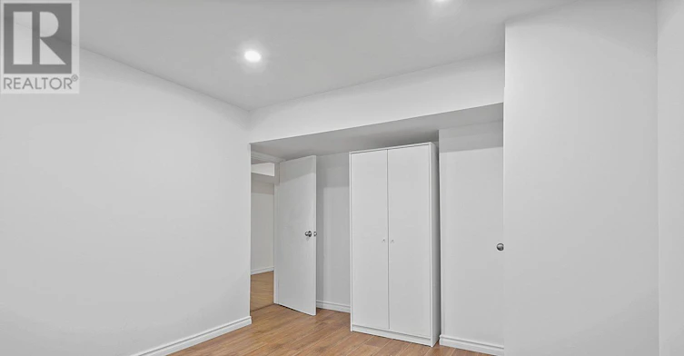 68 Athabasca Street, Oshawa, ON, L1H 7H6 - 40