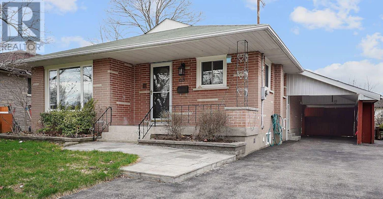 68 Athabasca Street, Oshawa, ON, L1H 7H6