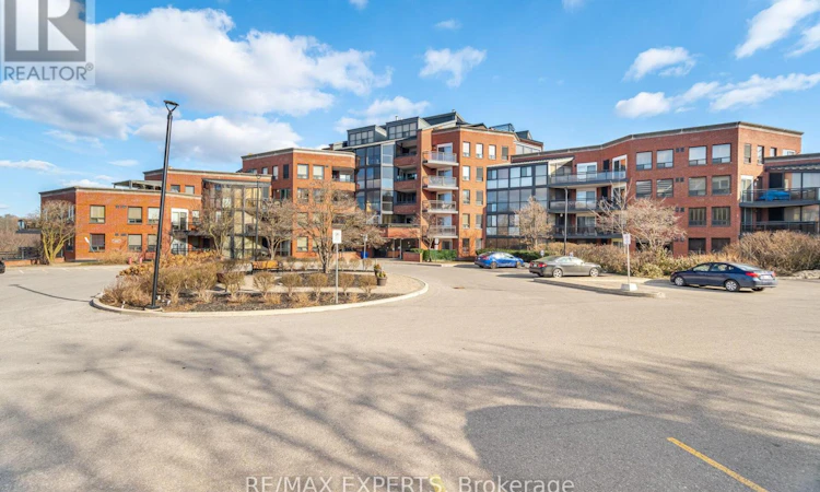305-100 Arbors Lane